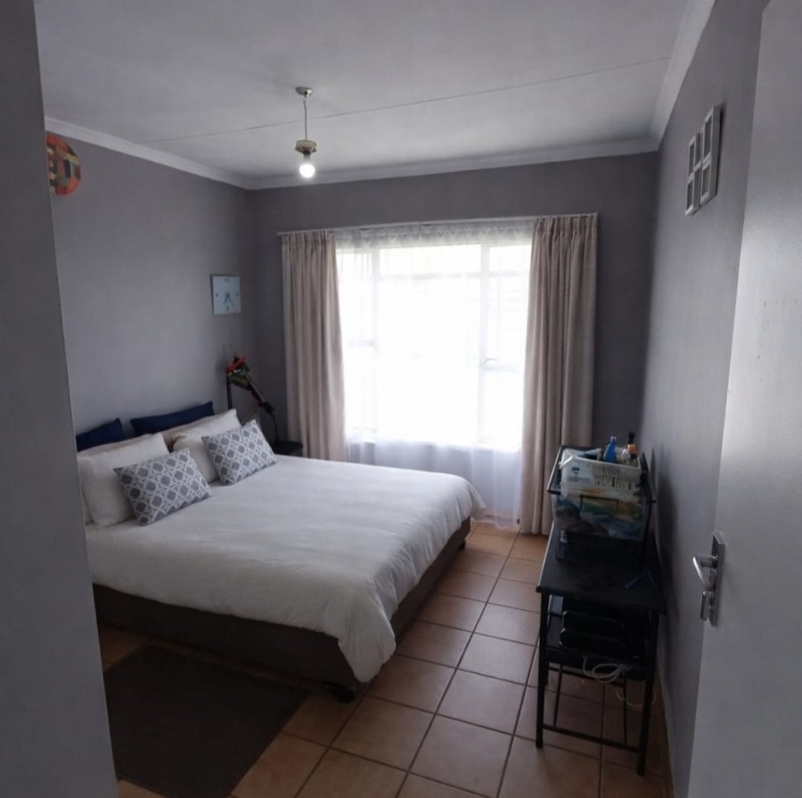2 Bedroom Property for Sale in Vaalpark Free State